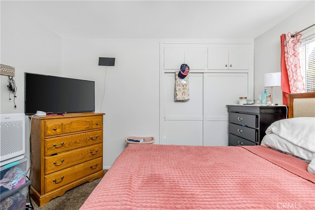 2311 W Repetto Avenue