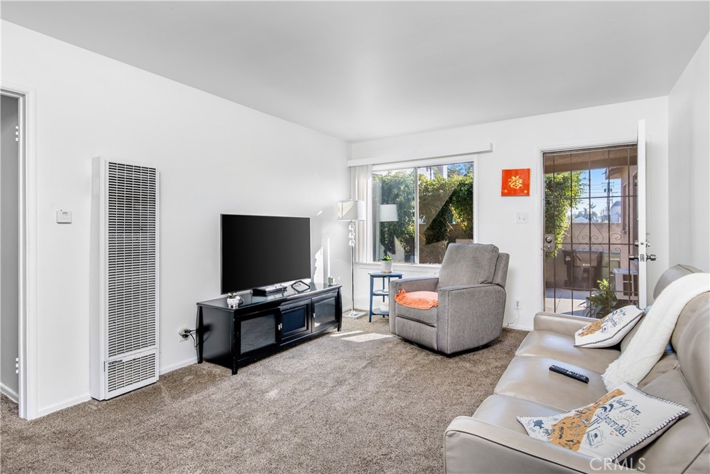 2311 W Repetto Avenue