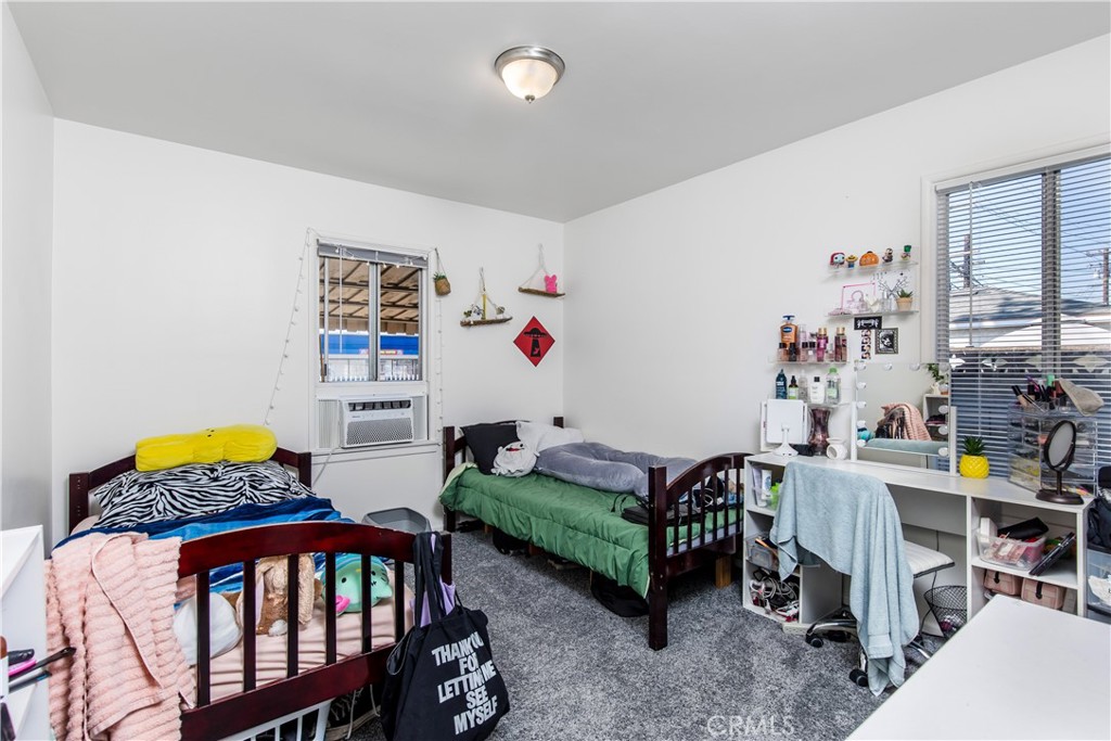 2311 W Repetto Avenue