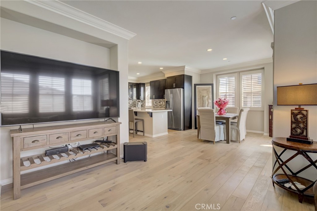 822 Santa Fe Avenue D