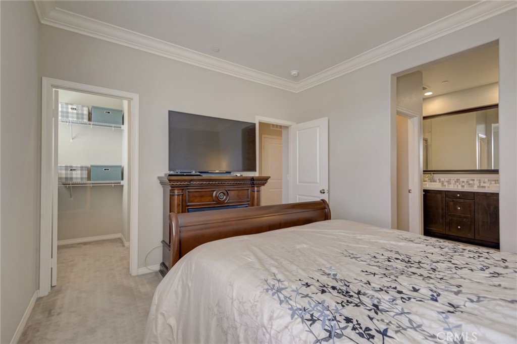 822 Santa Fe Avenue D