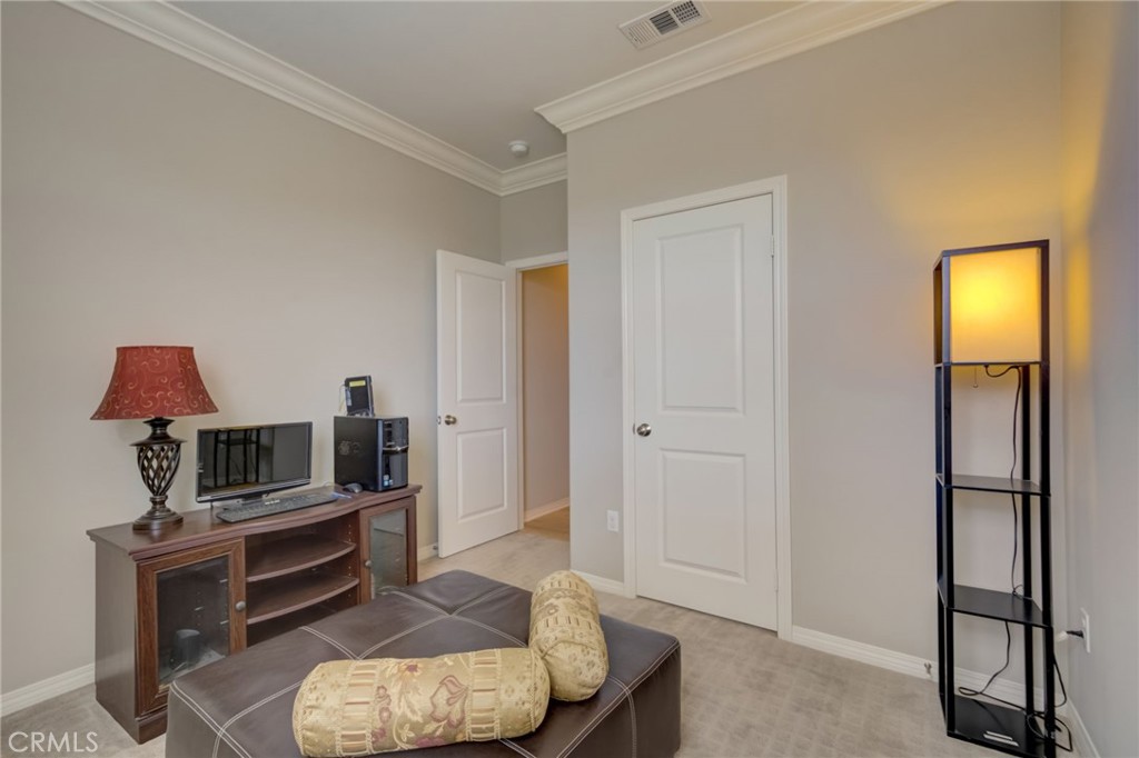 822 Santa Fe Avenue D