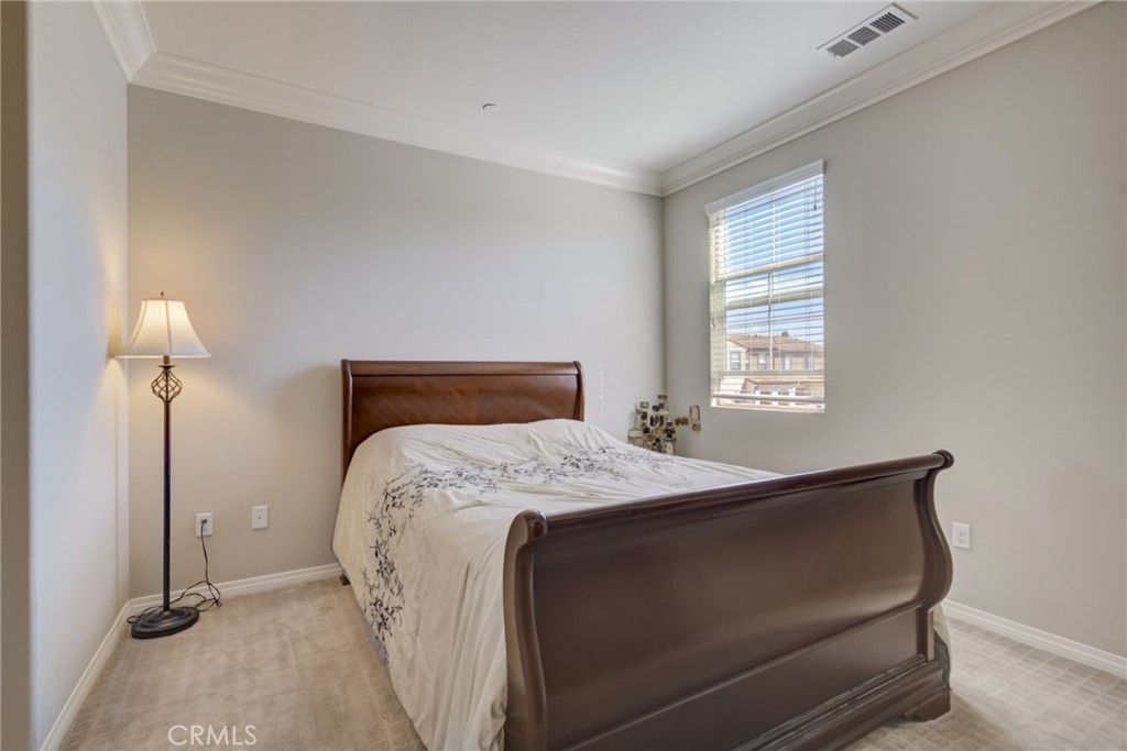 822 Santa Fe Avenue D