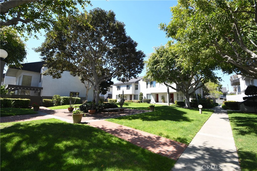 12583 Cluster Pines Rd