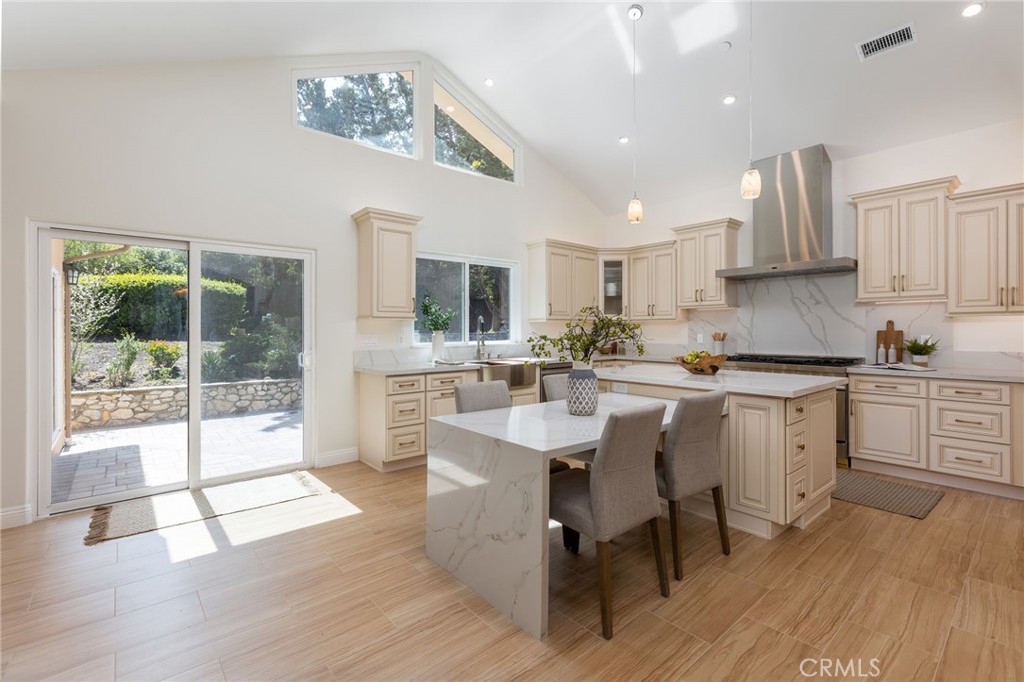 4 Singletree Lane