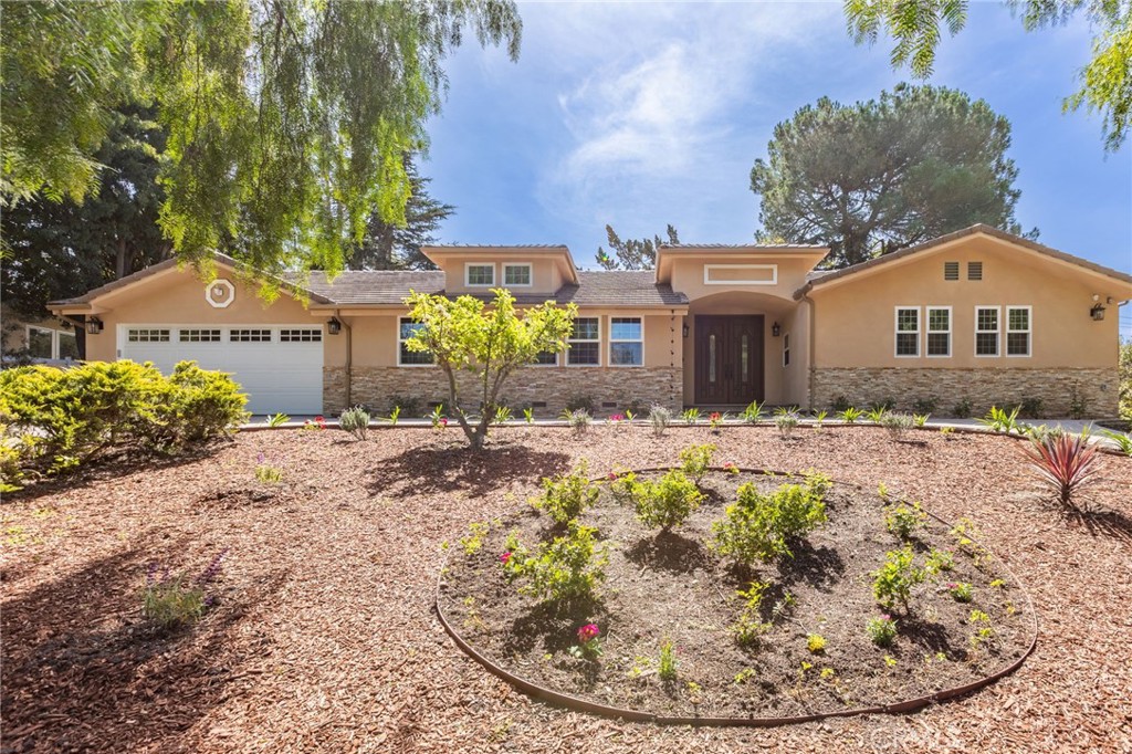 4 Singletree Lane