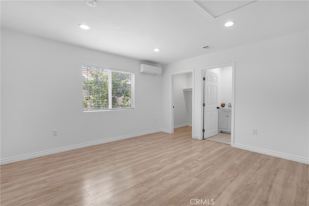 226 W Maitland Street
