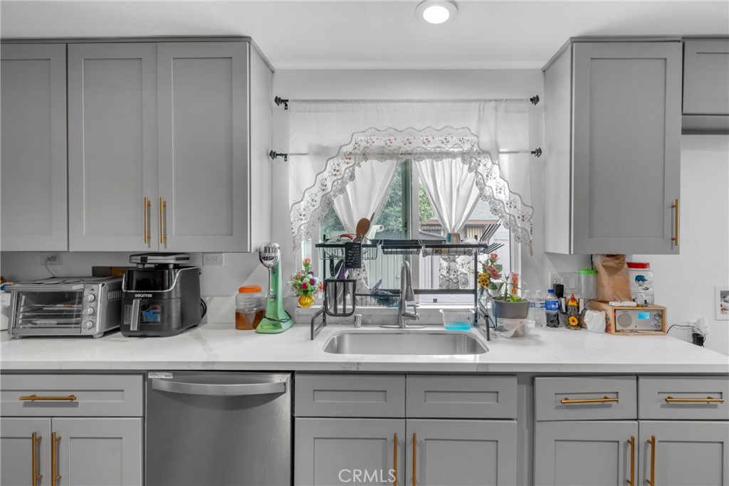 226 W Maitland Street