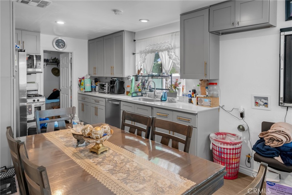 226 W Maitland Street