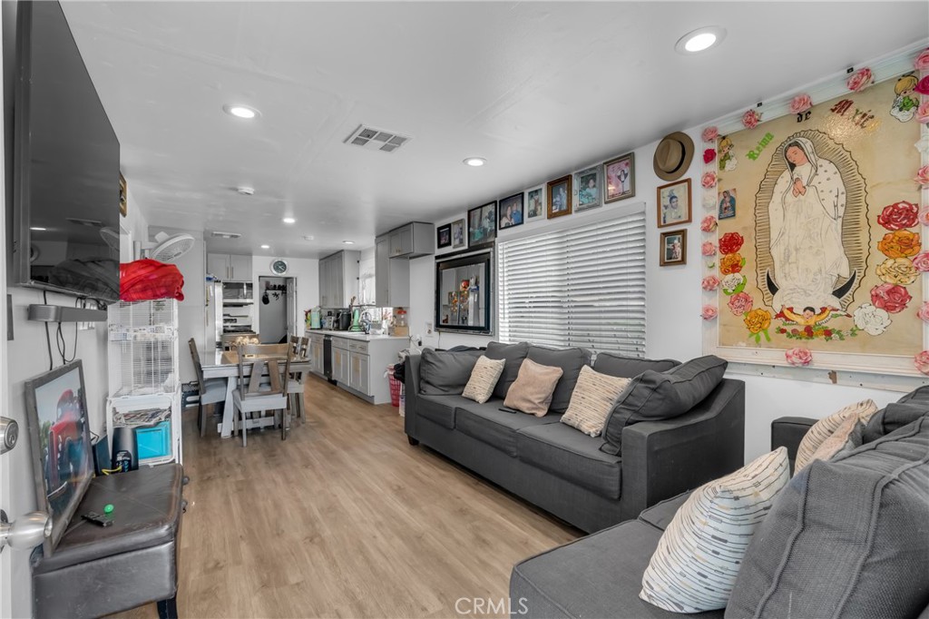 226 W Maitland Street