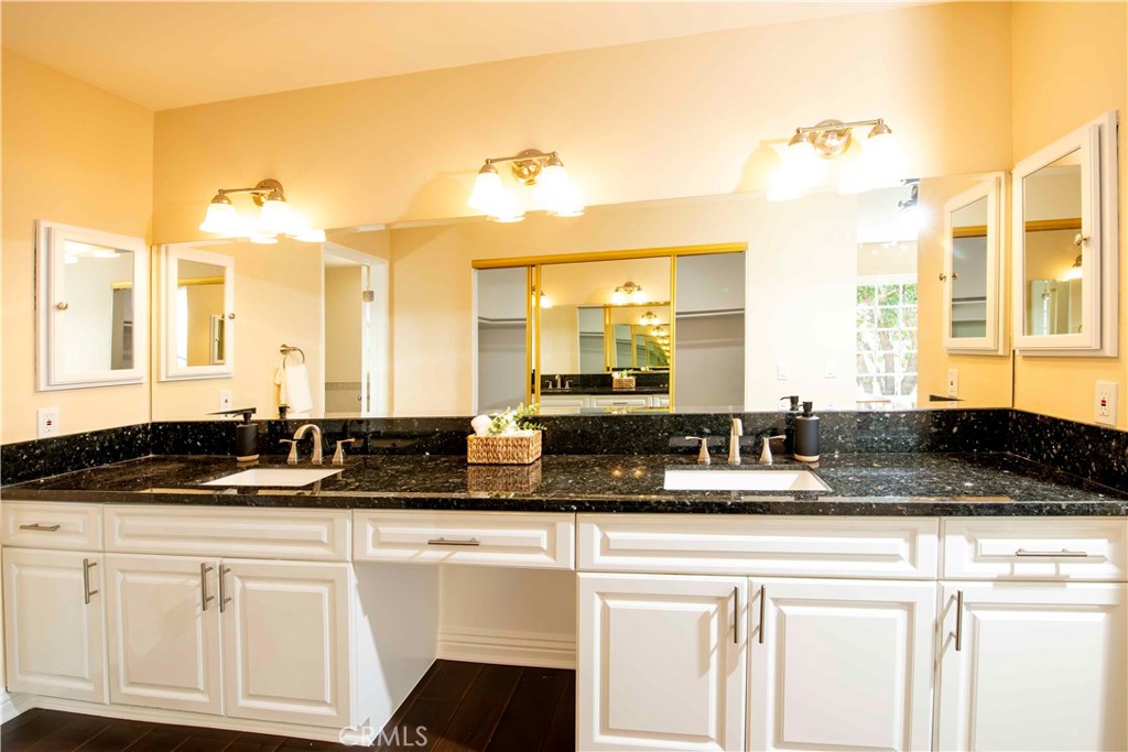 12860 Charlwood Street