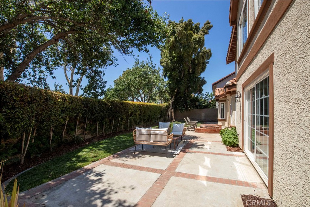 12860 Charlwood Street