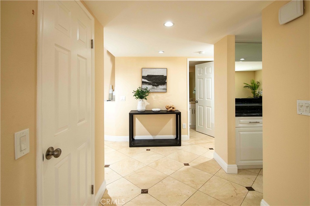 12860 Charlwood Street