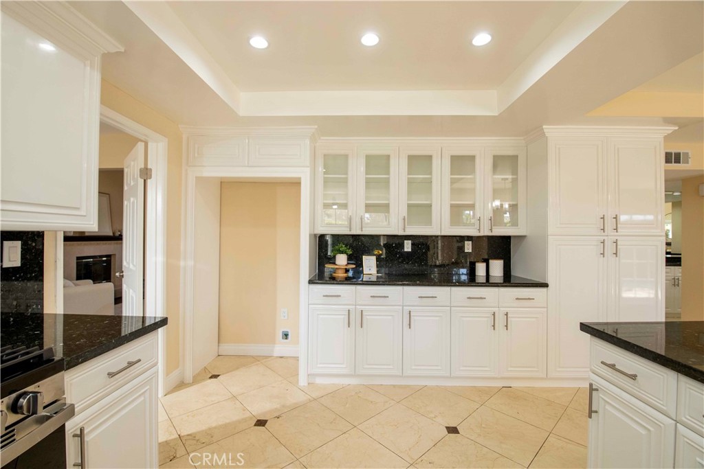 12860 Charlwood Street