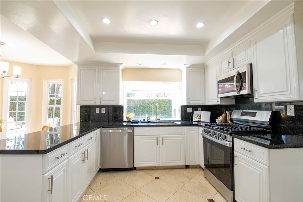 12860 Charlwood Street