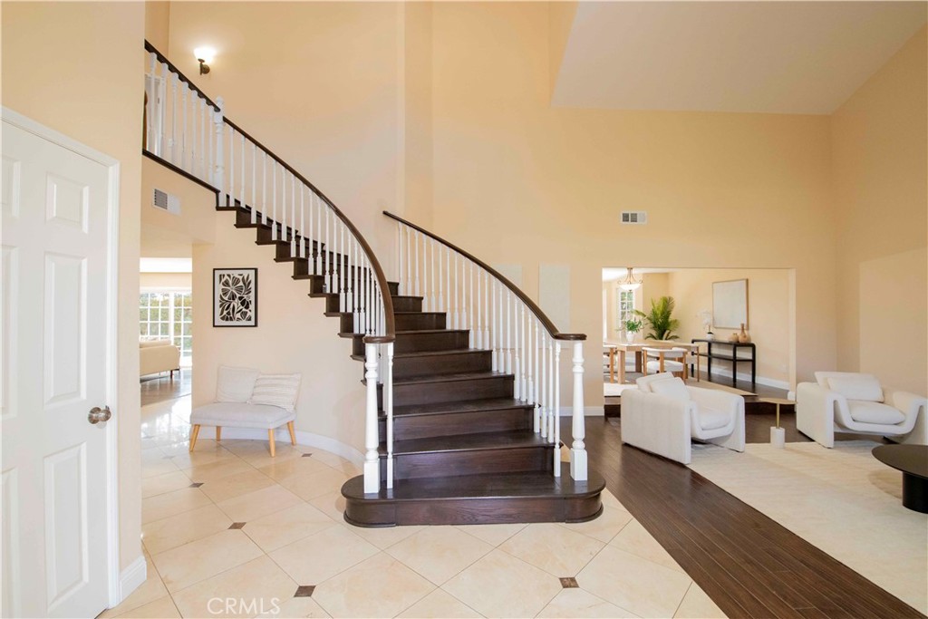 12860 Charlwood Street