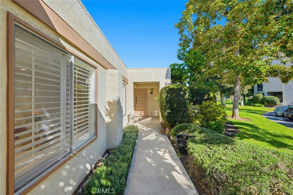 5512 W Paseo Del Lago C