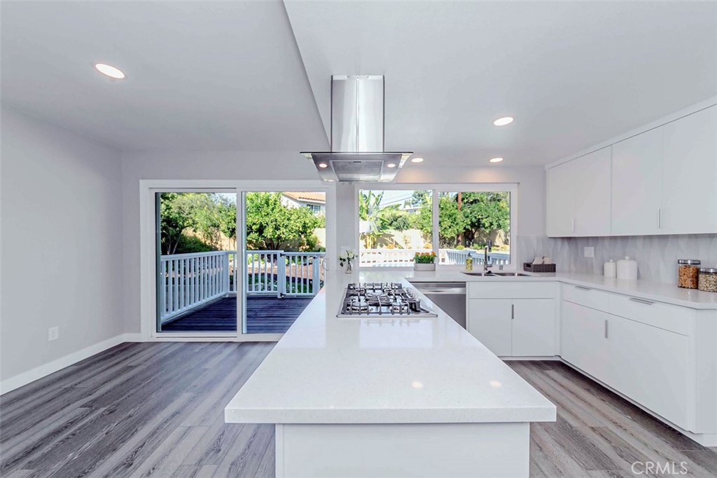 16109 Mesa Robles Drive