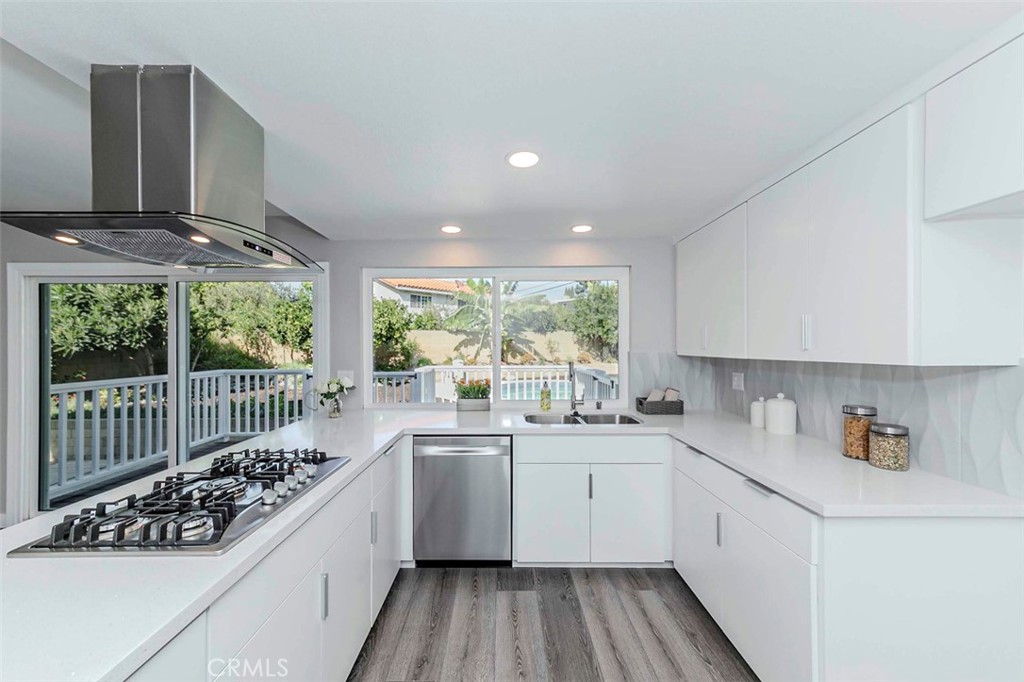 16109 Mesa Robles Drive