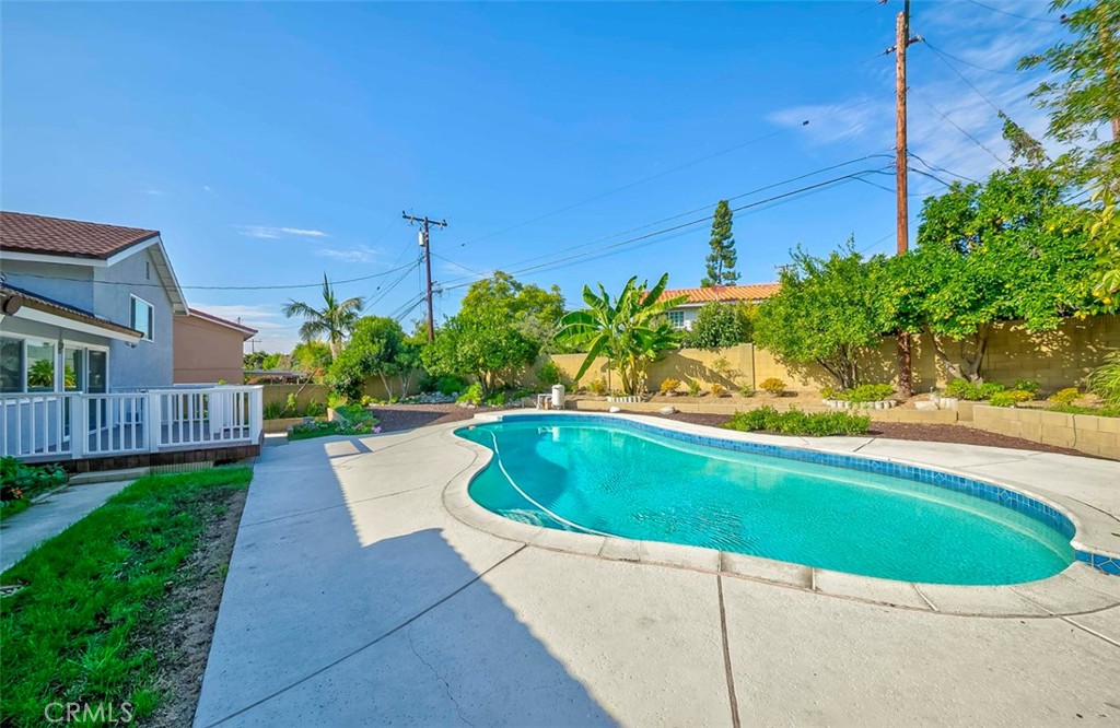 16109 Mesa Robles Drive