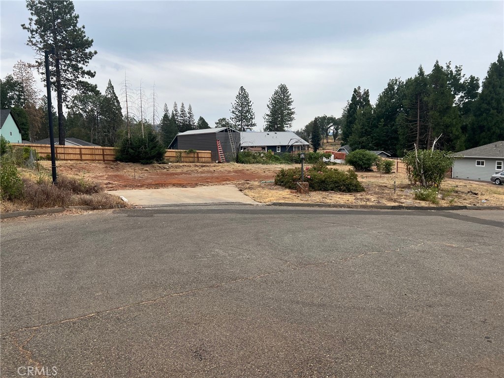 1547 Gate Lane