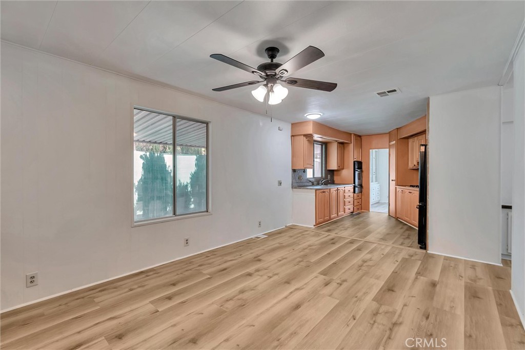 3033 Valley Boulevard 81