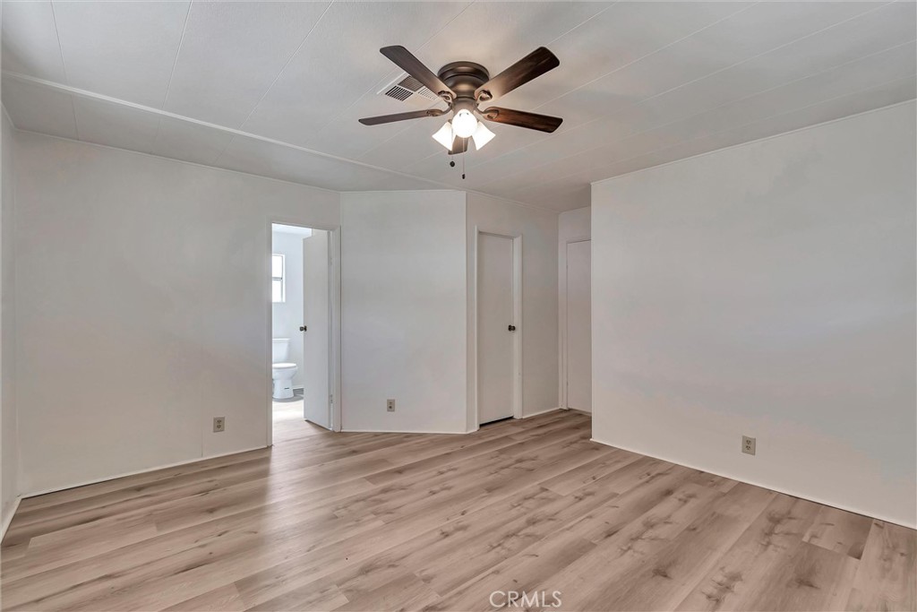 3033 Valley Boulevard 81