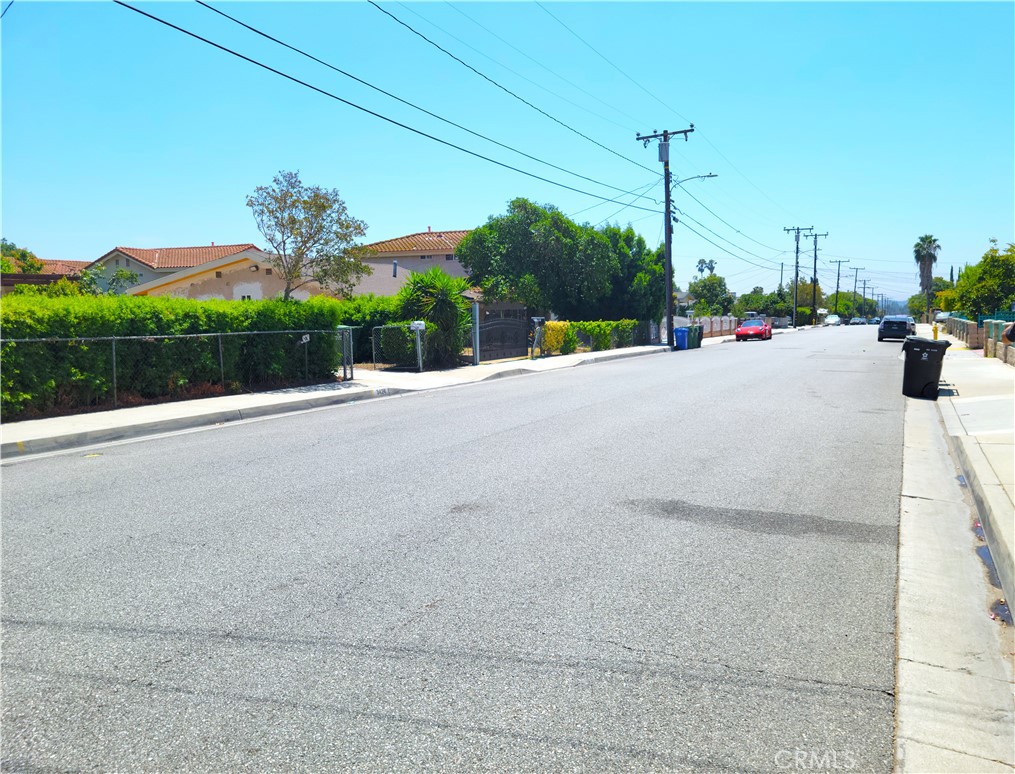 3427 Bartlett Avenue