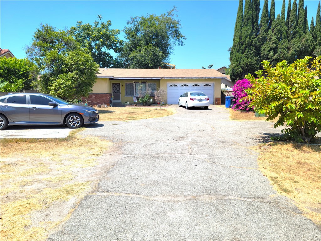 3427 Bartlett Avenue