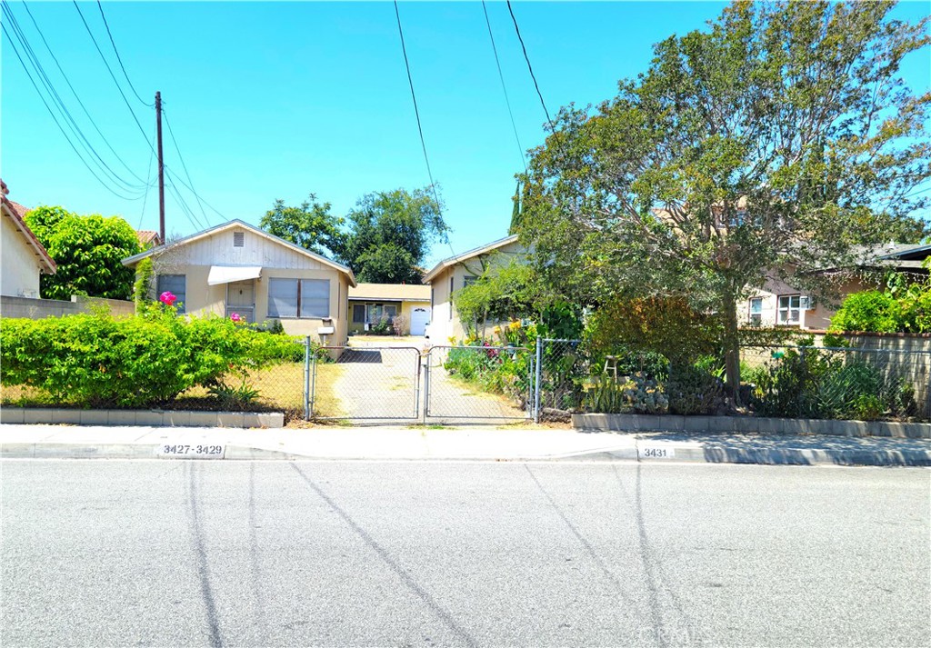 3427 Bartlett Avenue