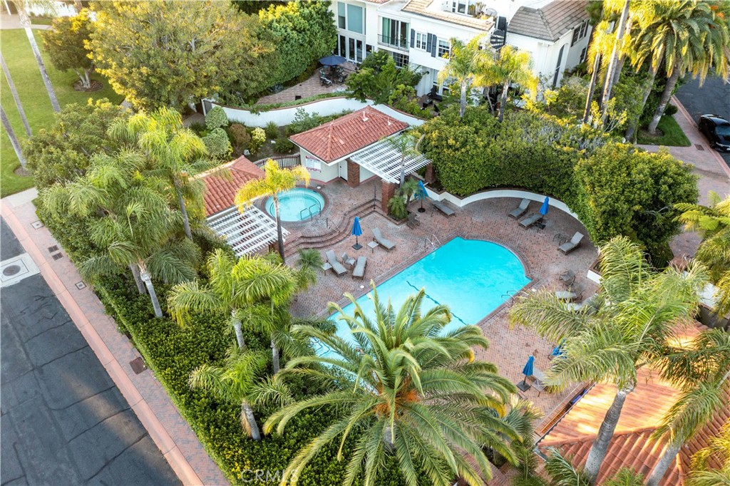 2086 Ridge Drive