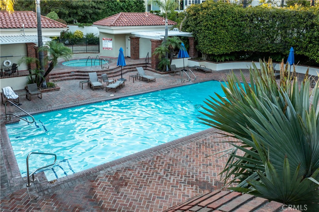 2086 Ridge Drive