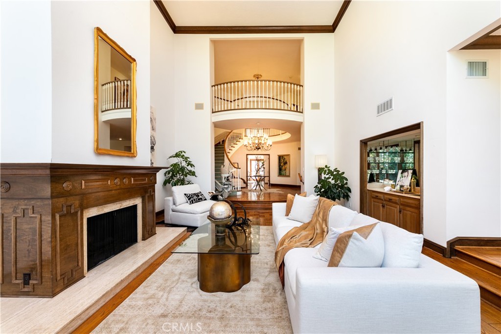 2086 Ridge Drive