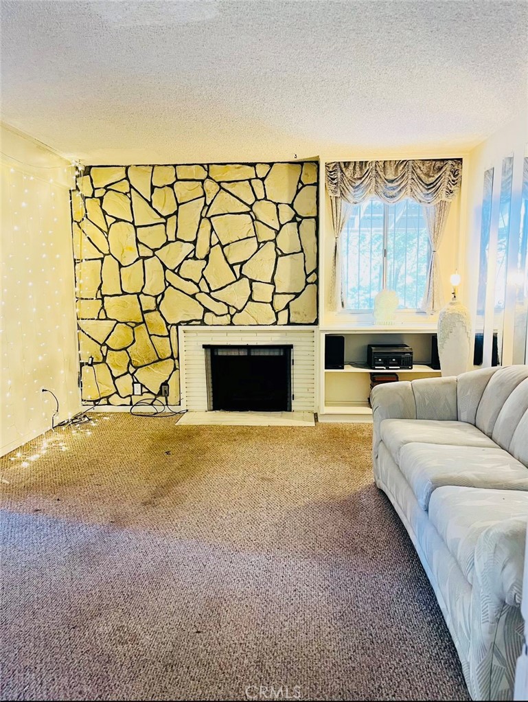 1025 S Garfield Avenue