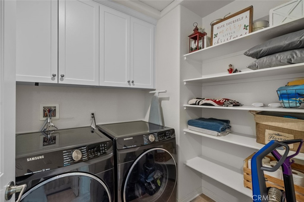 16560 Monteviejo Street