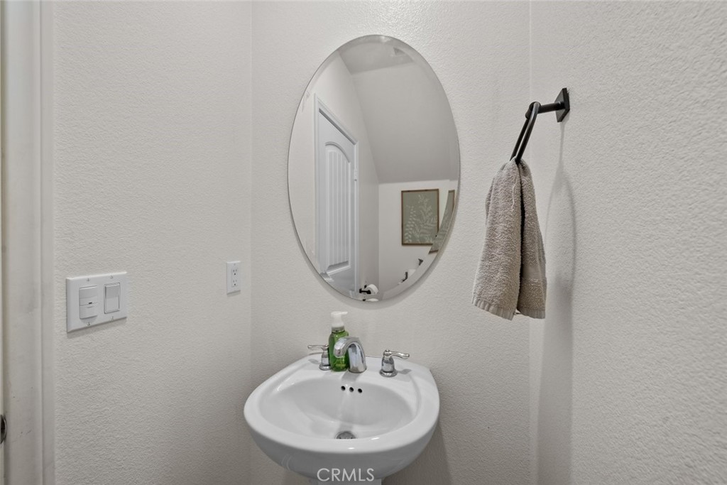 16560 Monteviejo Street