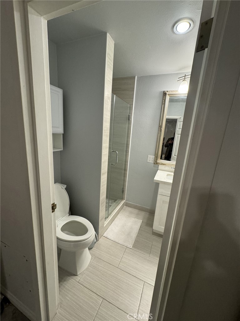 100 S Doheny Drive 402