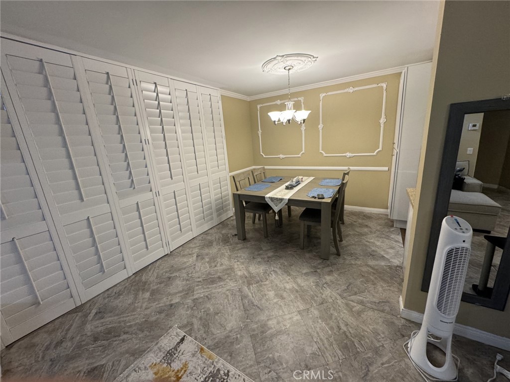 100 S Doheny Drive 402