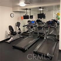 100 S Doheny Drive 402