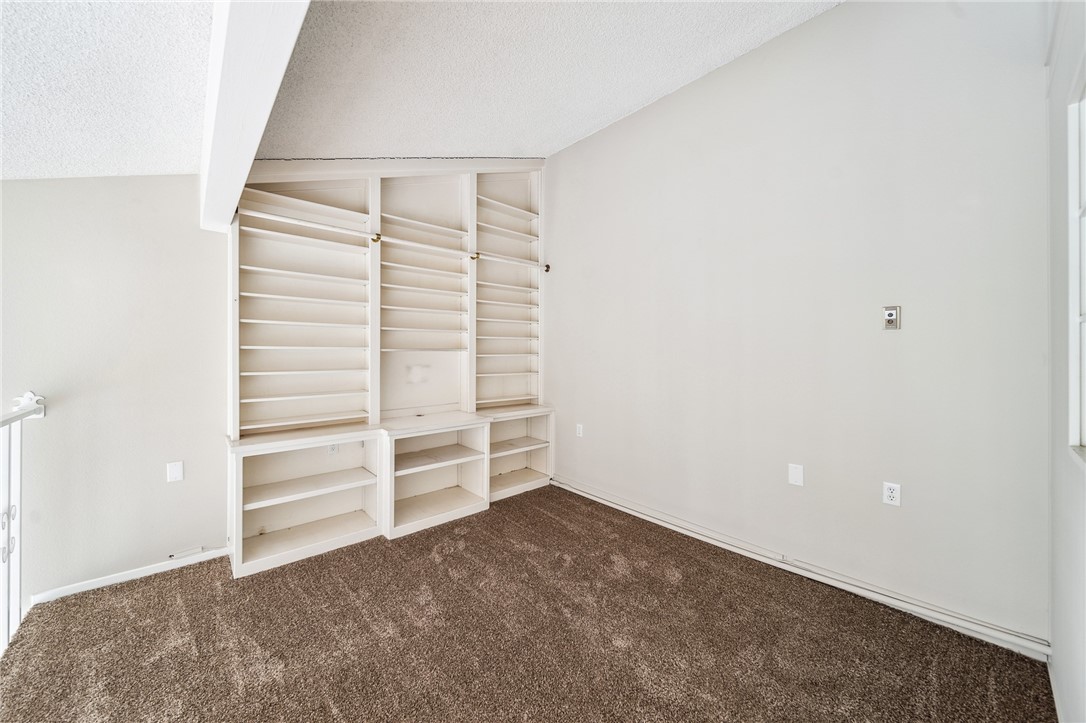 2037 Via Mariposa East C