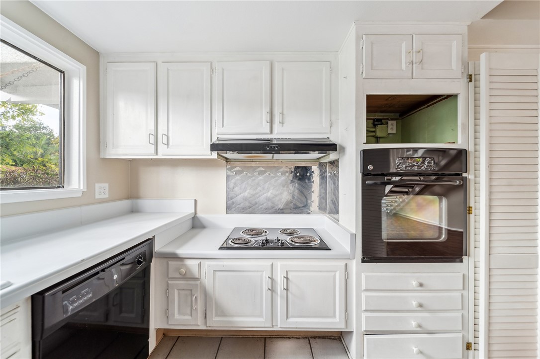 2037 Via Mariposa East C