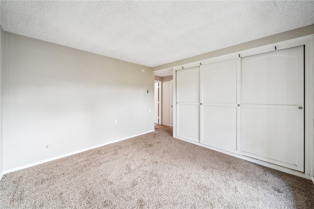 2037 Via Mariposa East C