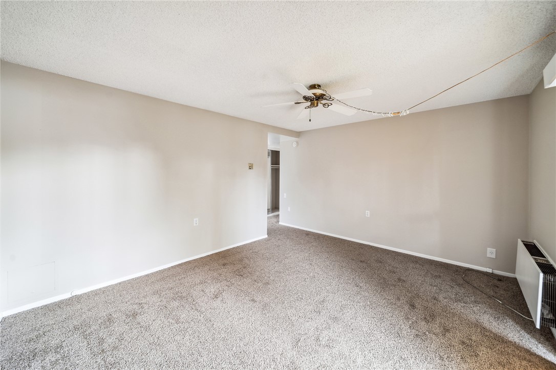 2037 Via Mariposa East C