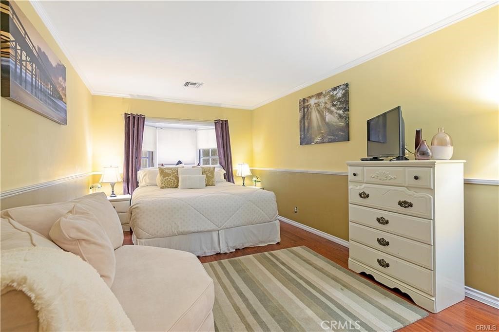 630 N Westmoreland Avenue