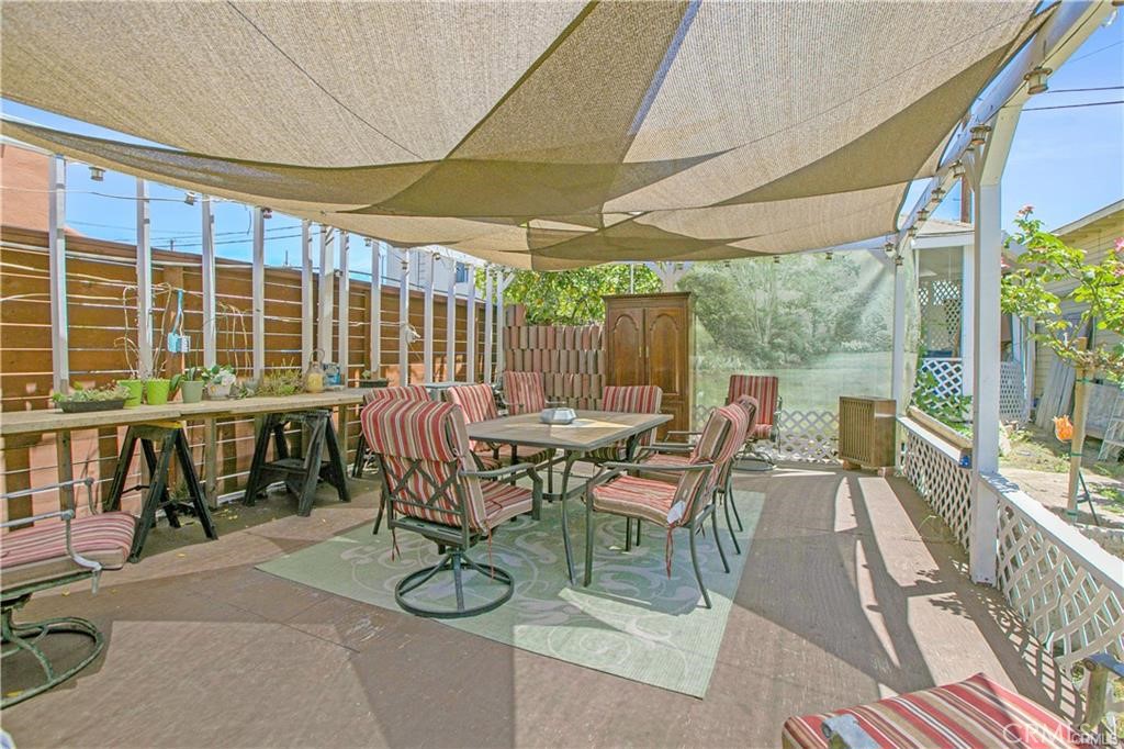 630 N Westmoreland Avenue