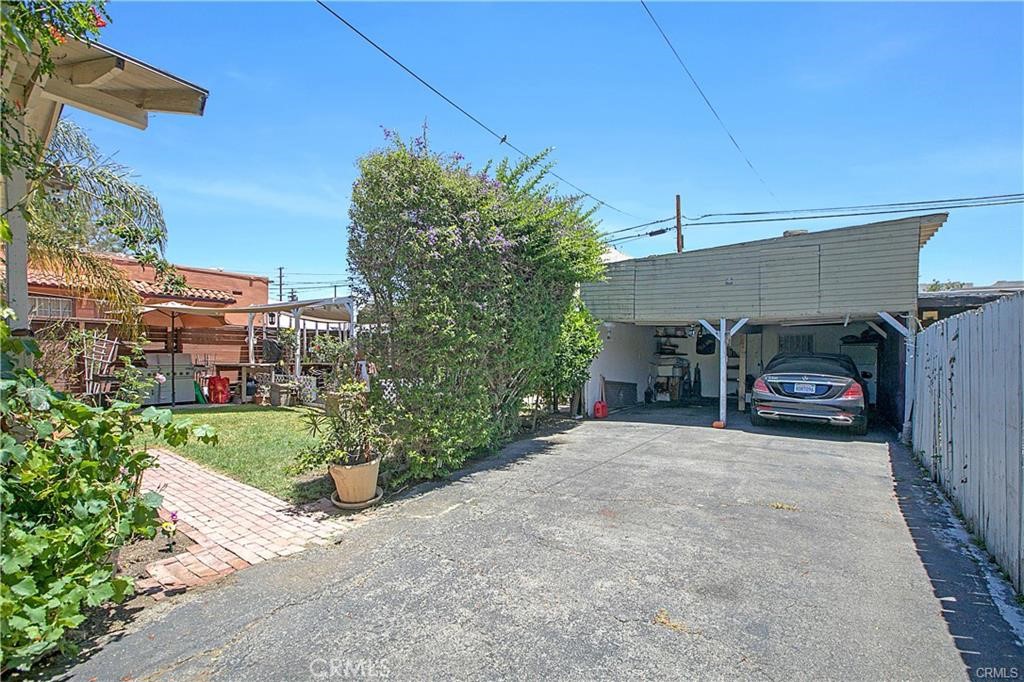 630 N Westmoreland Avenue