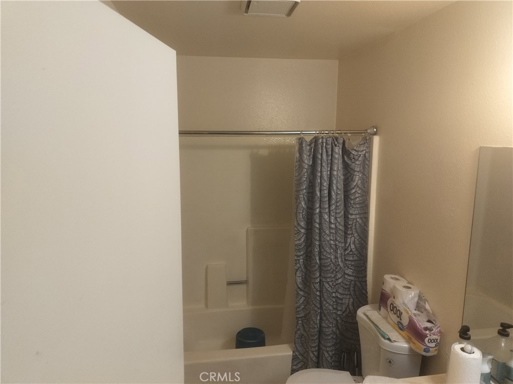 2410 N Towne Avenue 24