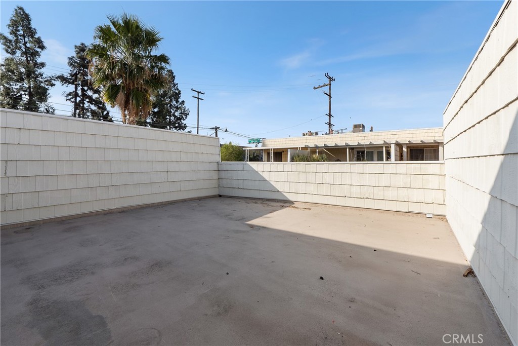 1434 Highland Avenue 6