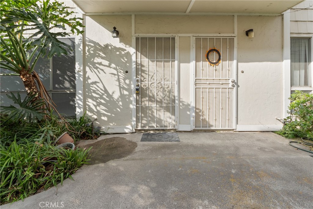 1434 Highland Avenue 6