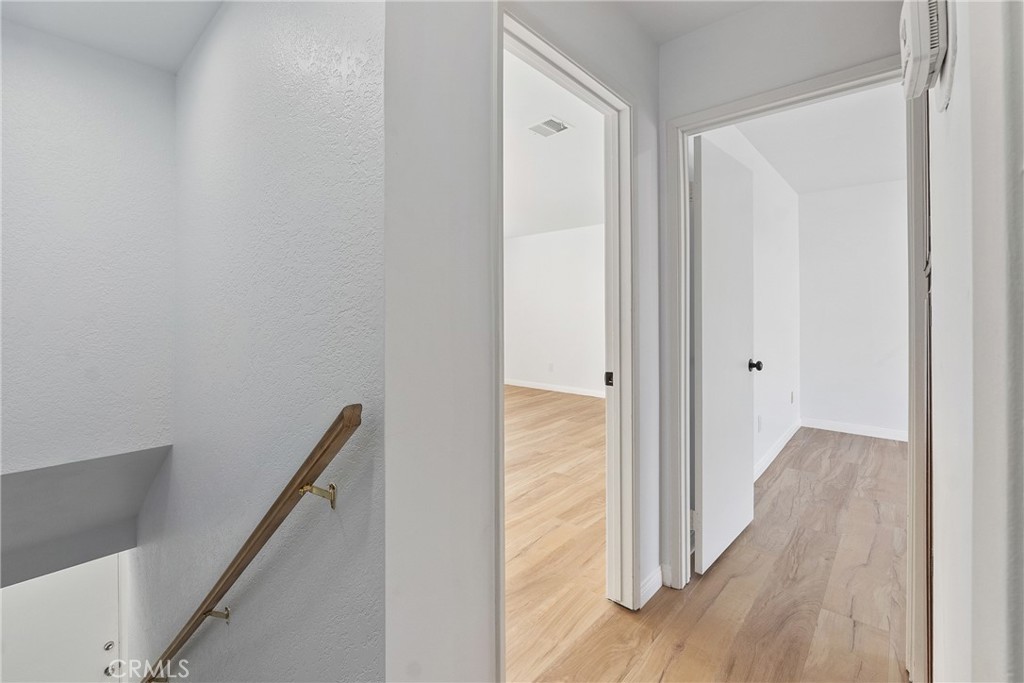 1434 Highland Avenue 6
